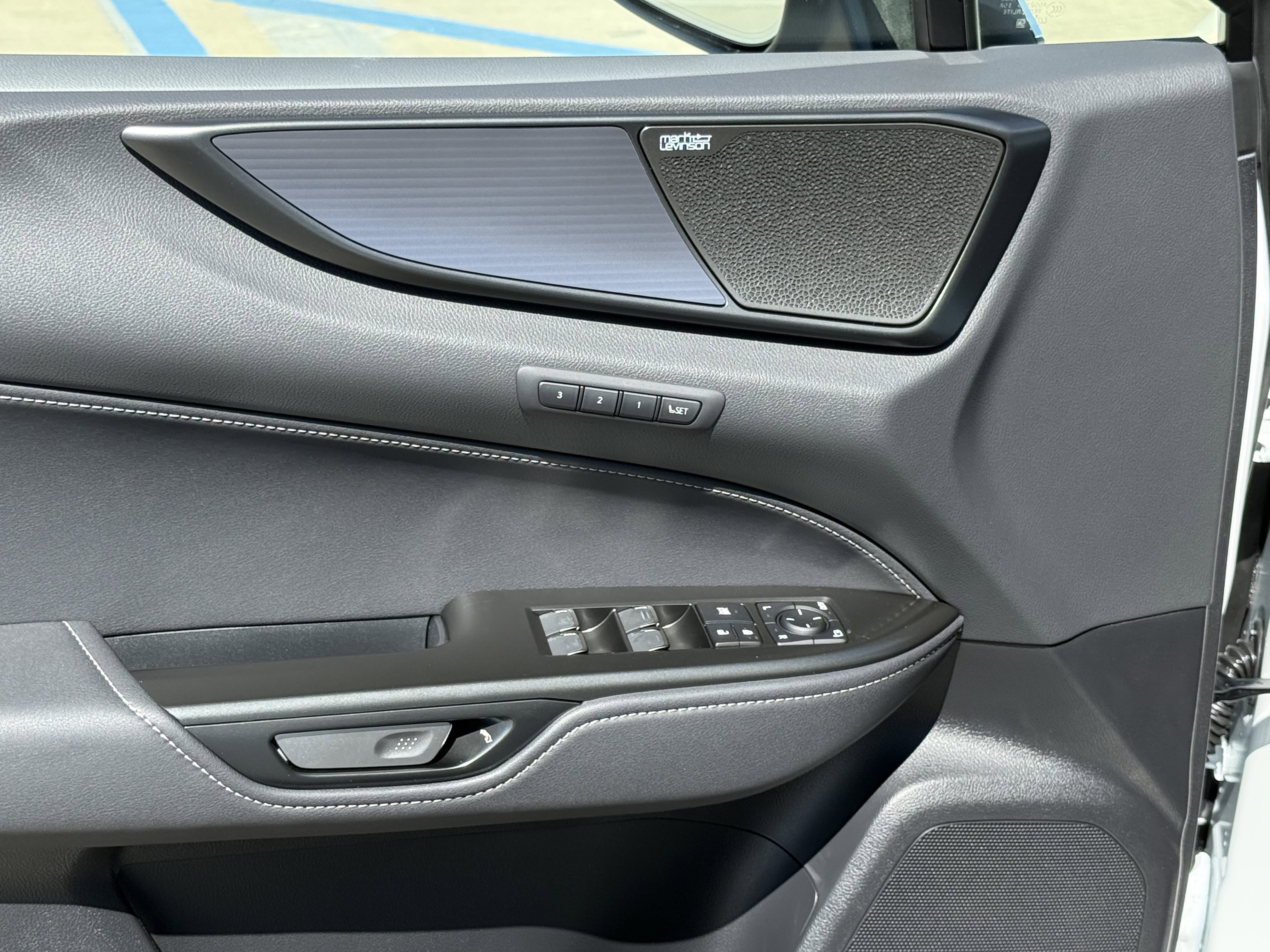 New 2026 Lexus NX 350h F Sport image 17