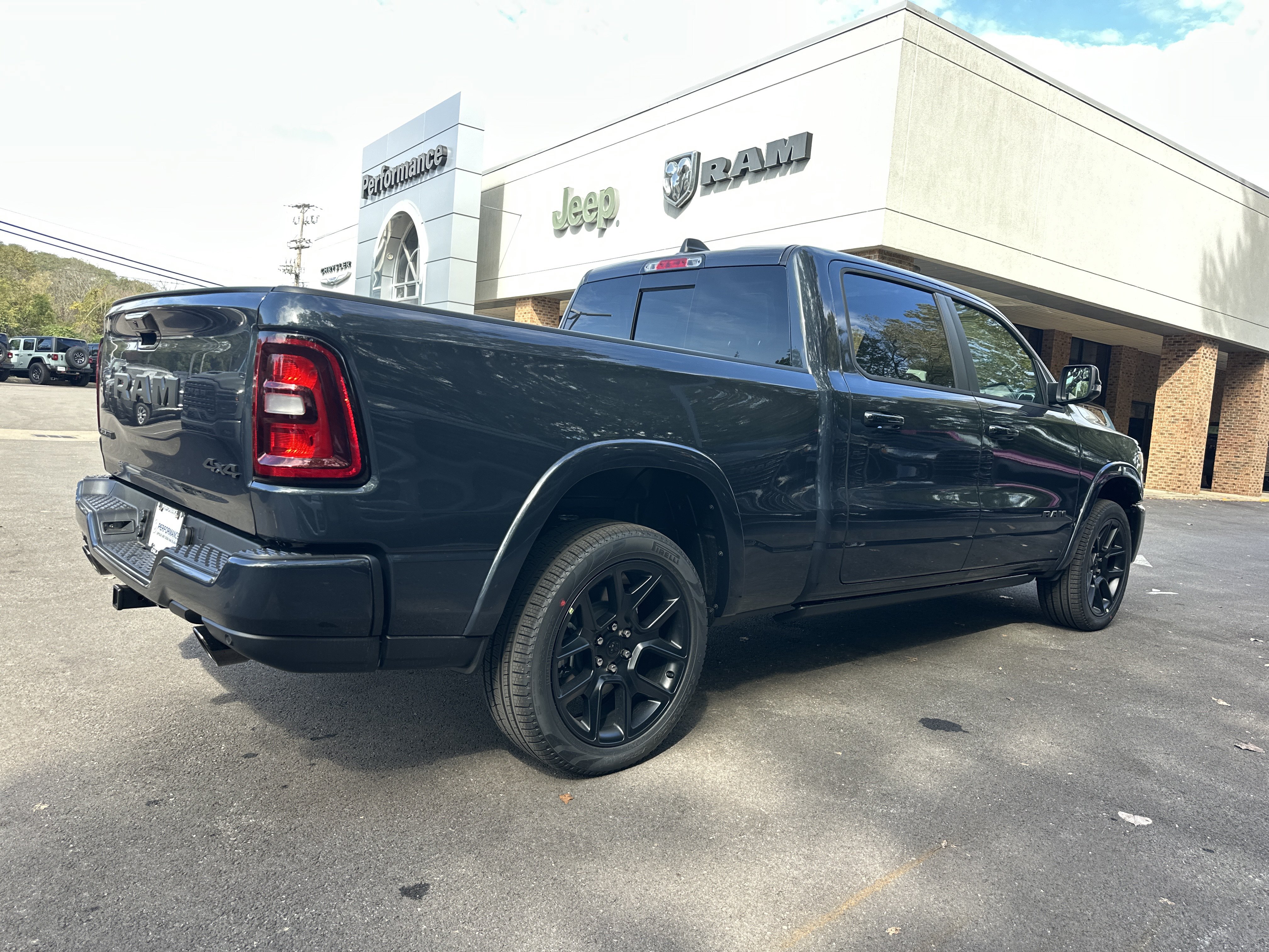 New 2027 RAM 1500 Laramie AWD/4WD image 19