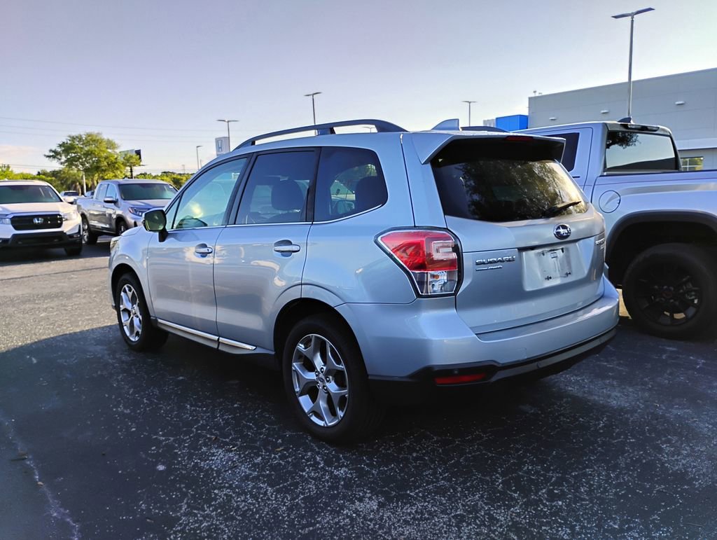 Used 2017 Subaru Forester 2.5i Touring AWD/4WD image 4