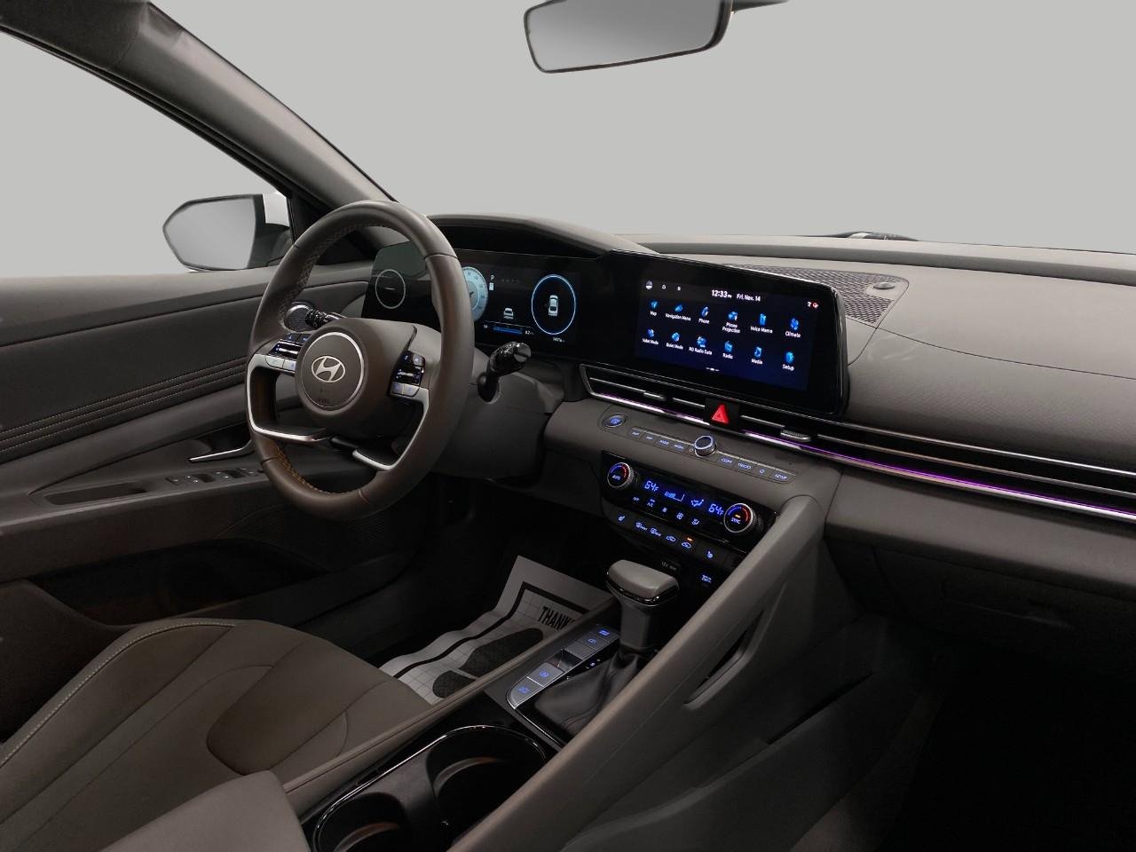 Certified 2024 Hyundai Elantra SEL w/ Convenience Package image 18