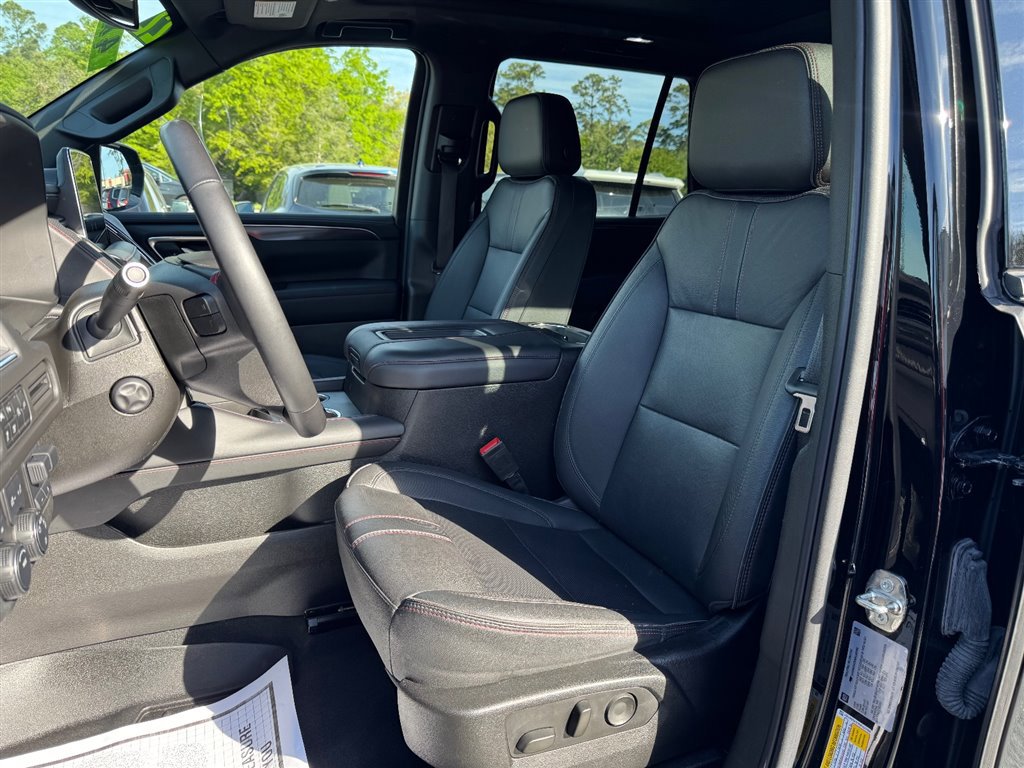 Used 2022 Chevrolet Tahoe RST w/ Luxury Package image 19