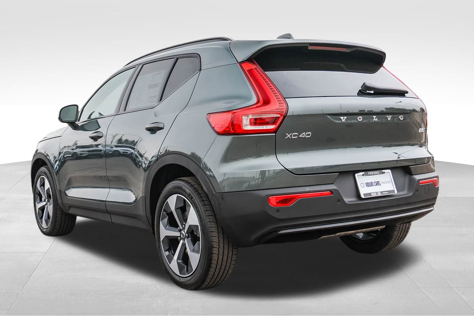 New 2026 Volvo XC40 B5 Plus w/ Protection Package Premier image 7