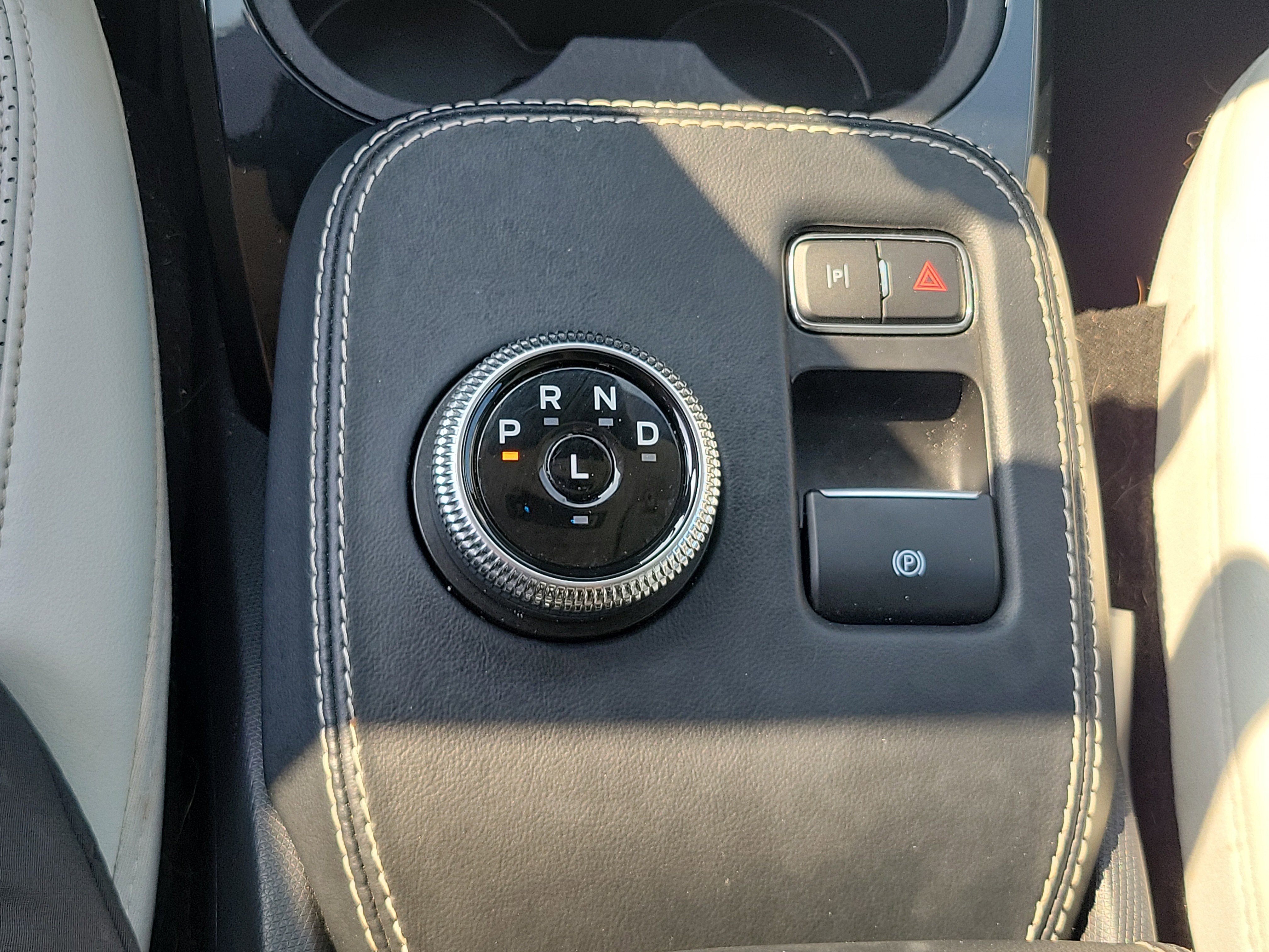 Used 2022 Ford Mustang Mach-E Premium AWD/4WD image 32