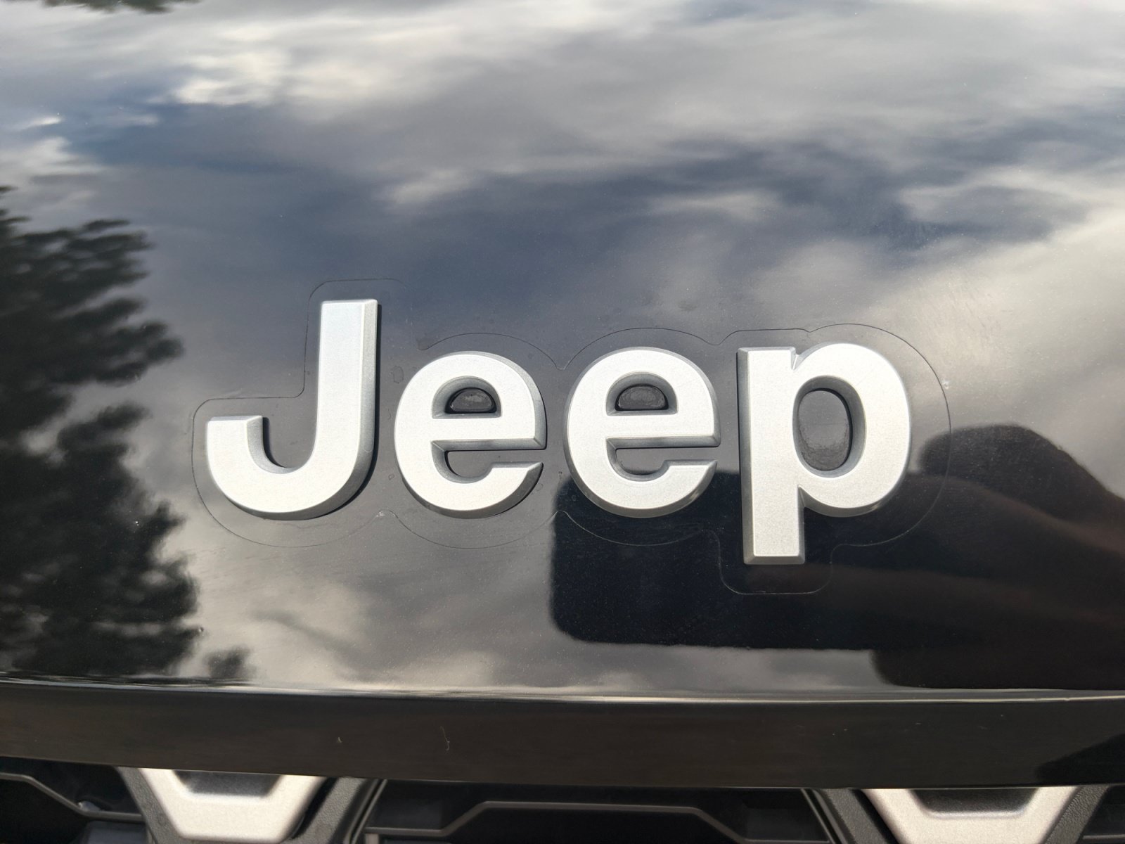 New 2026 Jeep Grand Cherokee Limited w/ Trailer Tow Package AWD/4WD image 11