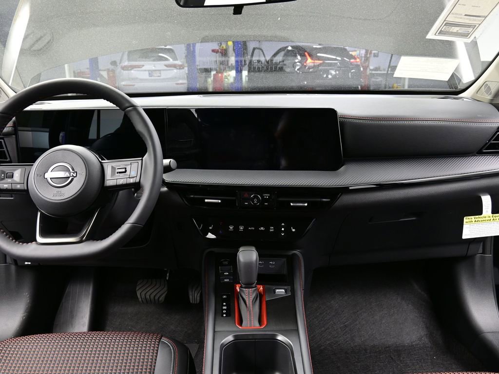 New 2026 Nissan Kicks SR w/ SR Premium Package image 2