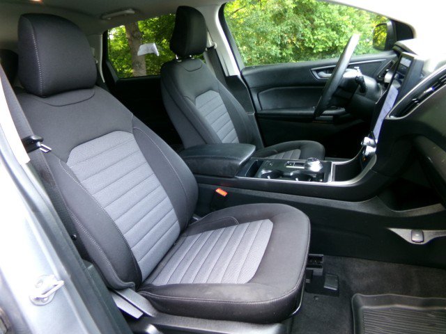 Used 2023 Ford Edge SE AWD/4WD image 11