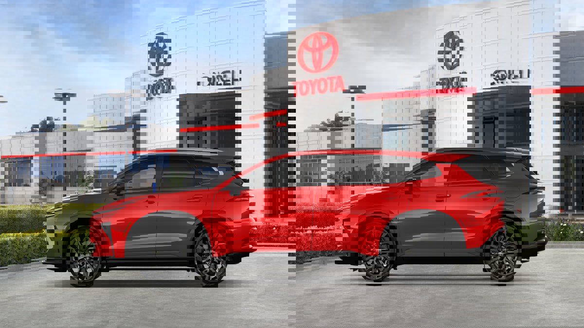 New 2026 Toyota Crown Signia AWD/4WD image 4