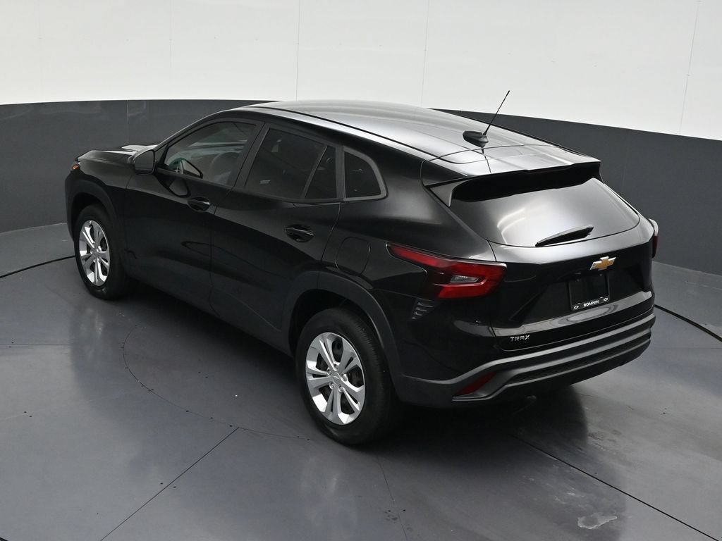 Used 2024 Chevrolet Trax LS FWD image 20