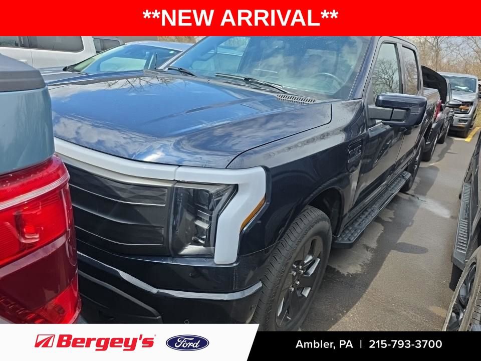 Used 2023 Ford F150 Lightning Lariat w/ Equipment Group 511A High image 1