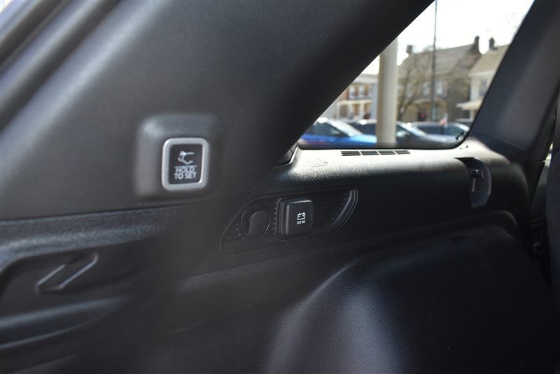 Used 2023 Jeep Grand Cherokee Altitude AWD/4WD image 30