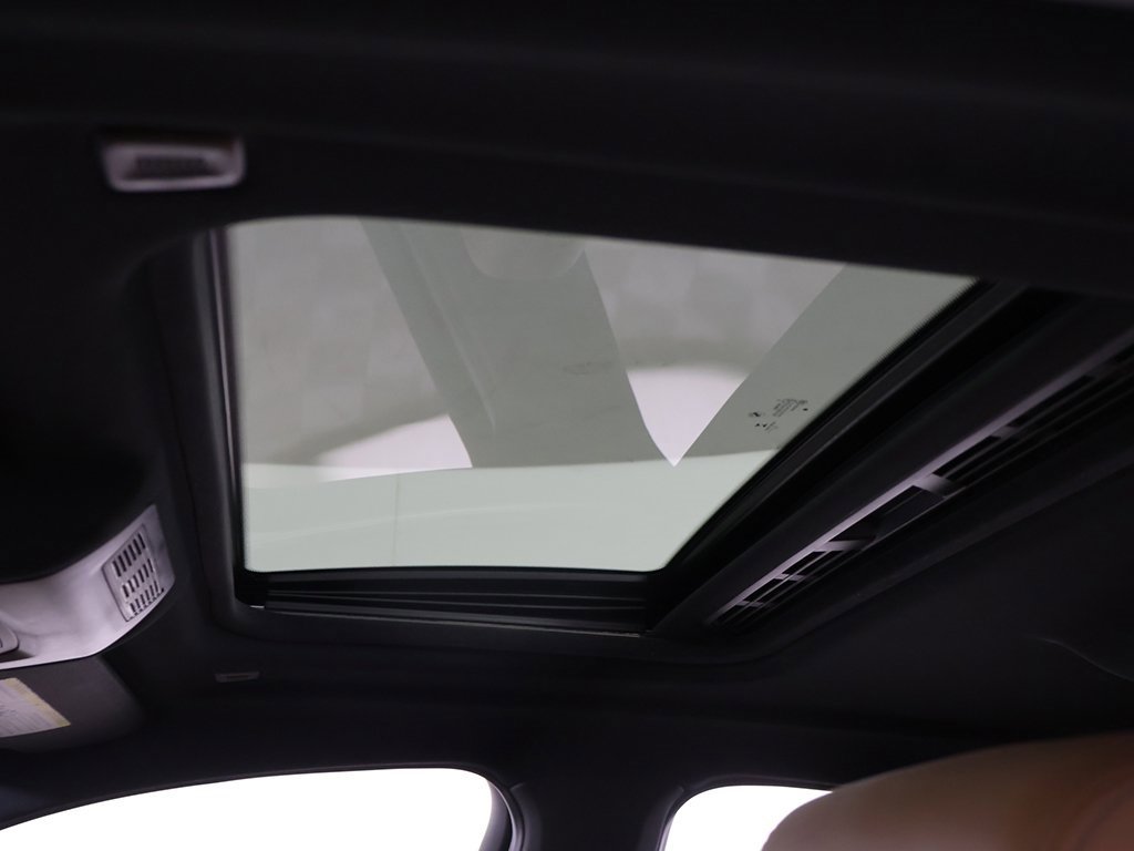 Used 2018 BMW X4 xDrive28i image 17