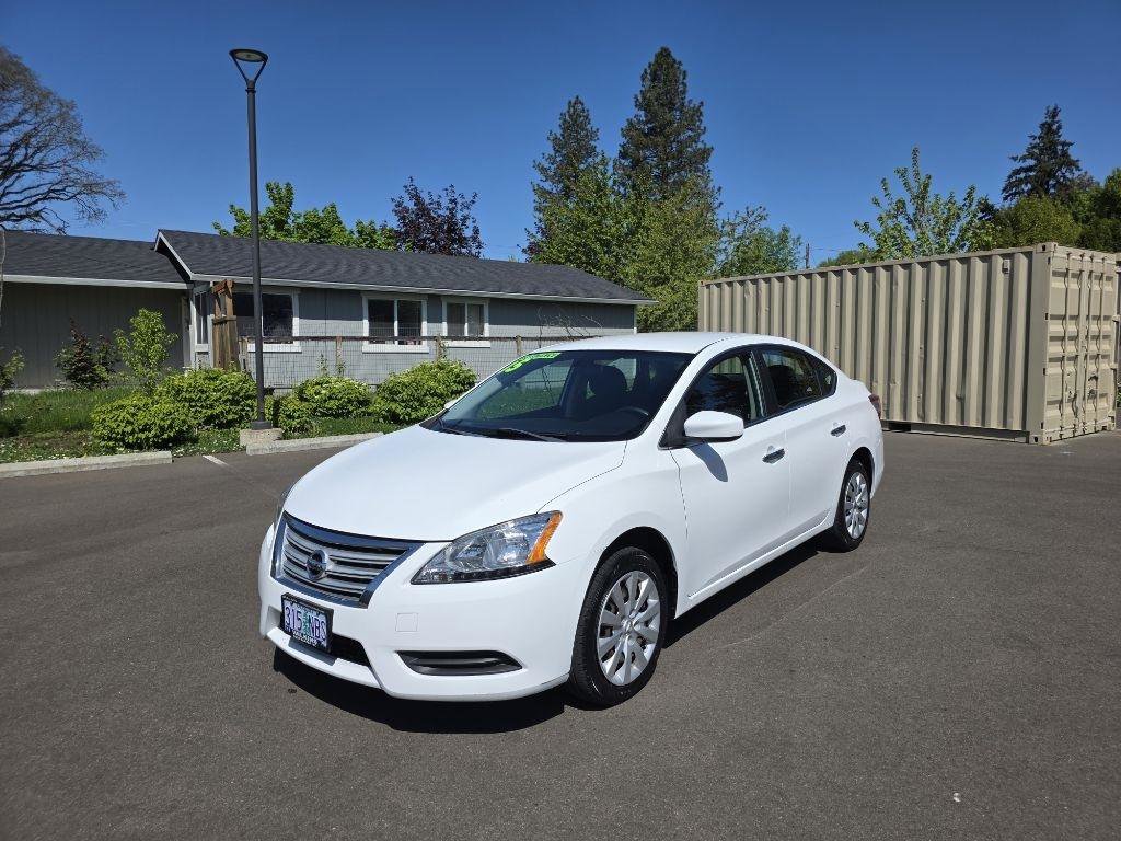 Used 2015 Nissan Sentra SV FWD image 1