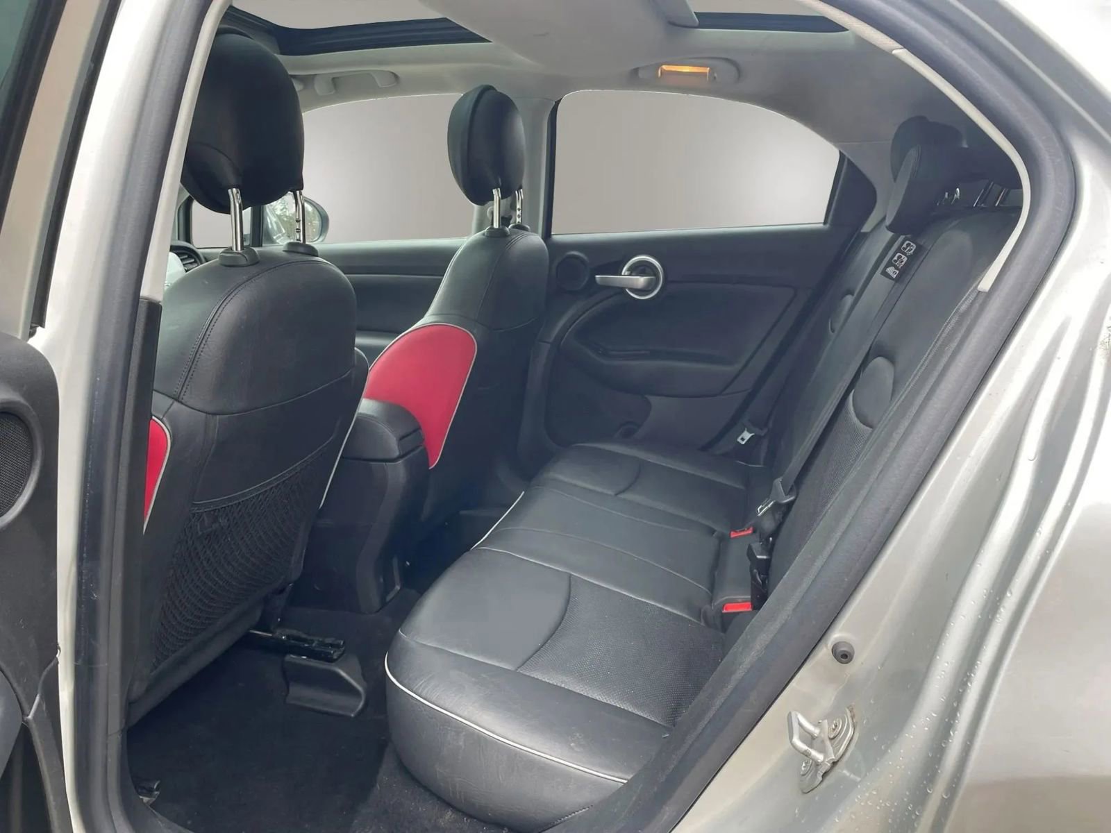 Used 2016 FIAT 500X Lounge image 15