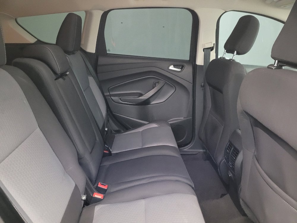 Used 2018 Ford Escape SE image 19