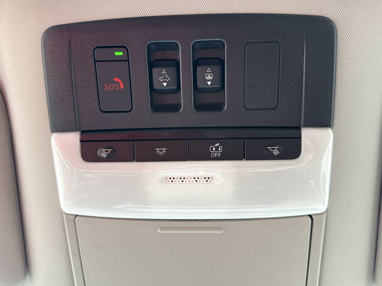 New 2026 Nissan Pathfinder Platinum FWD image 10