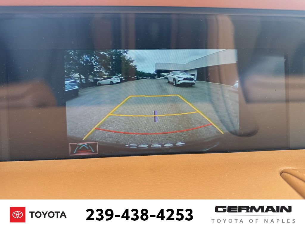 Used 2022 Lexus LC 500 Convertible w/ Touring Package image 17