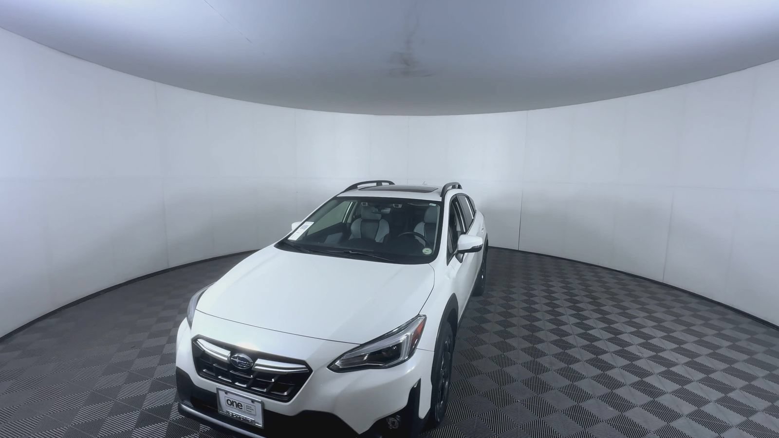 Used 2022 Subaru Crosstrek 2.5i Limited w/ Moonroof Package 2 AWD/4WD image 3