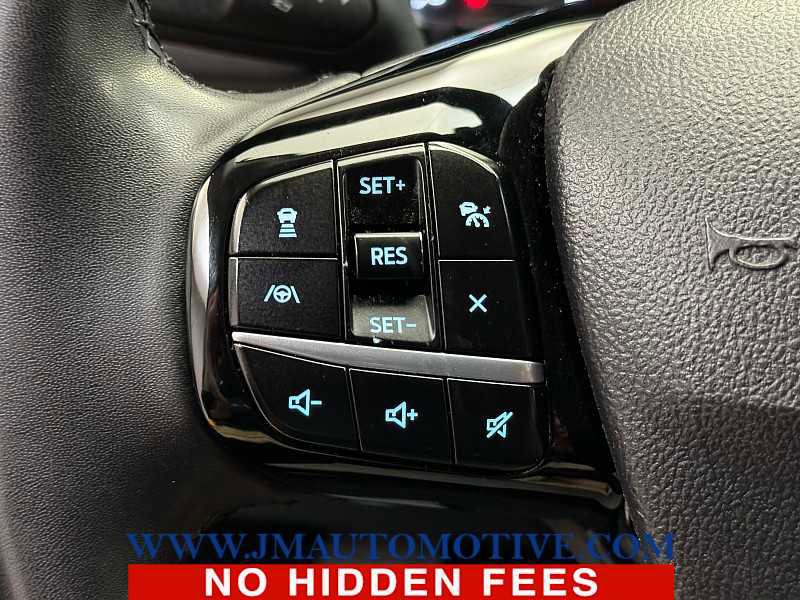 Used 2022 Ford Escape SE w/ Cold Weather Package image 37