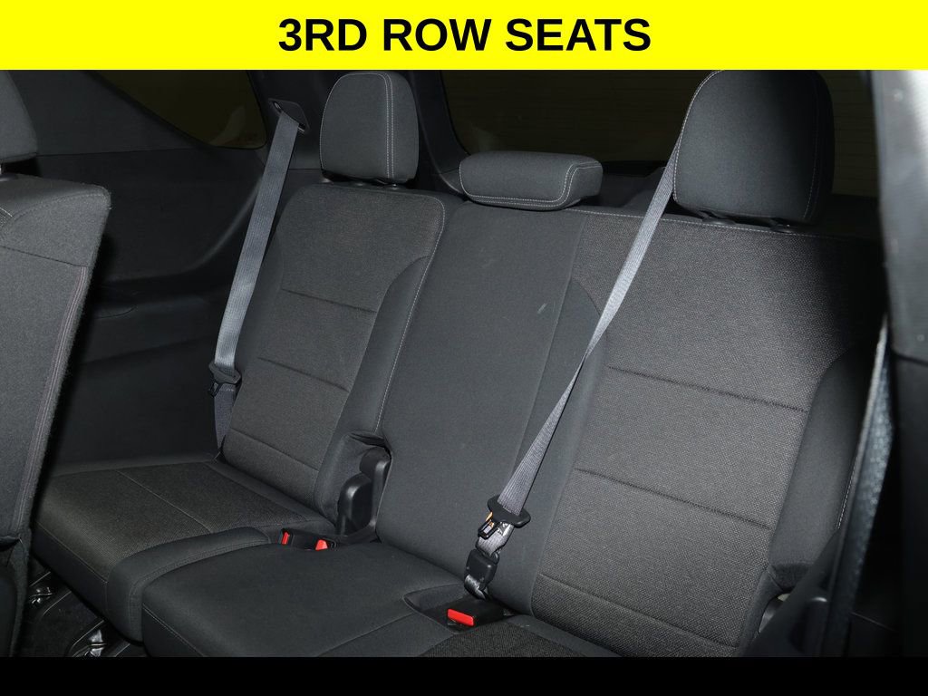 Used 2024 Chevrolet Traverse LS w/ Midnight/Sport Edition FWD image 10