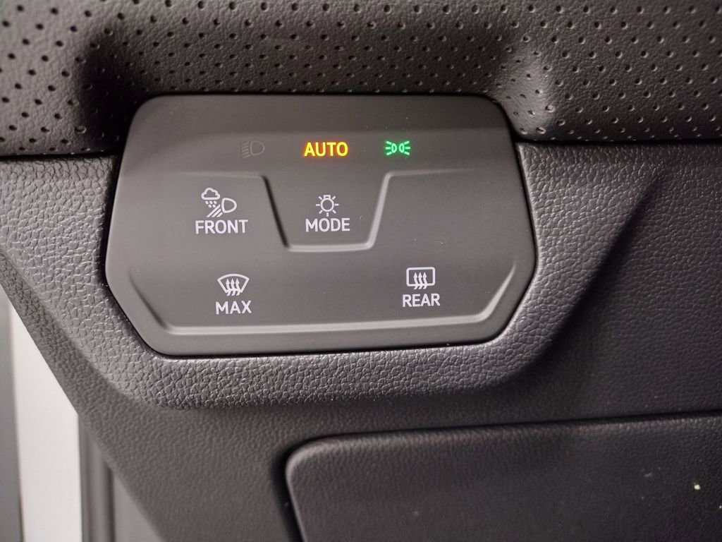 New 2026 Volkswagen Atlas SE image 29