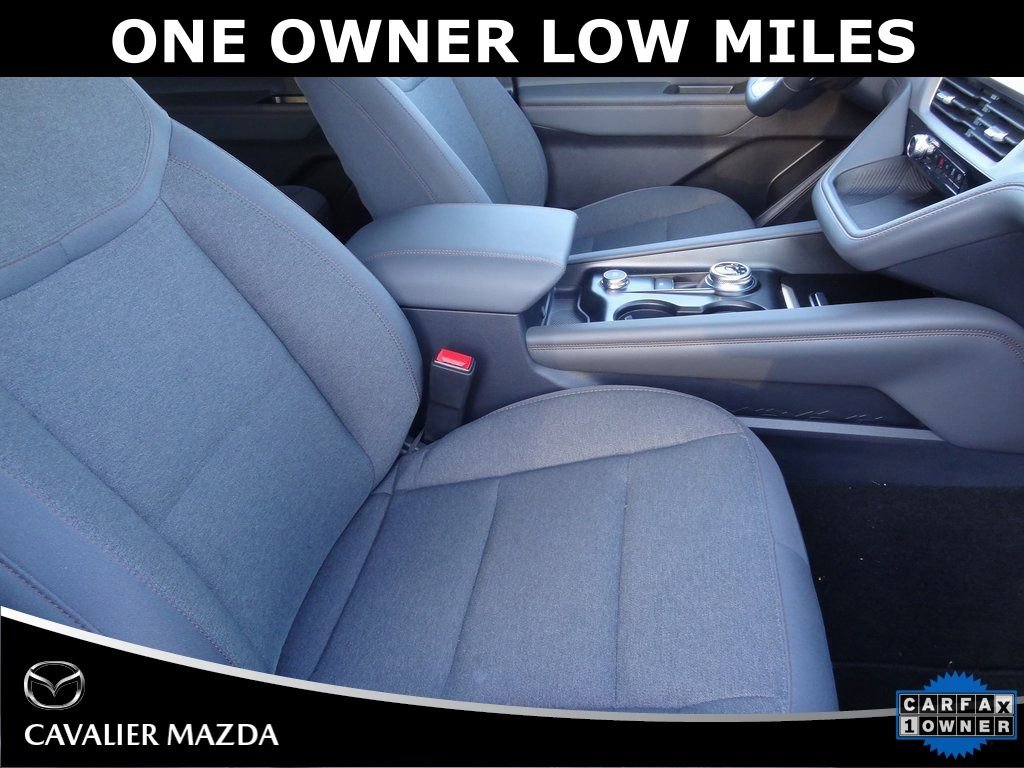 Used 2025 Ford Explorer Active image 17