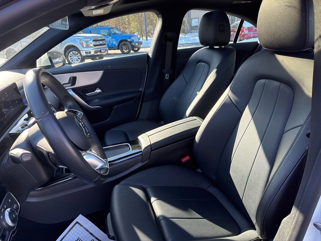Used 2025 Mercedes-Benz CLA 250 4MATIC image 7