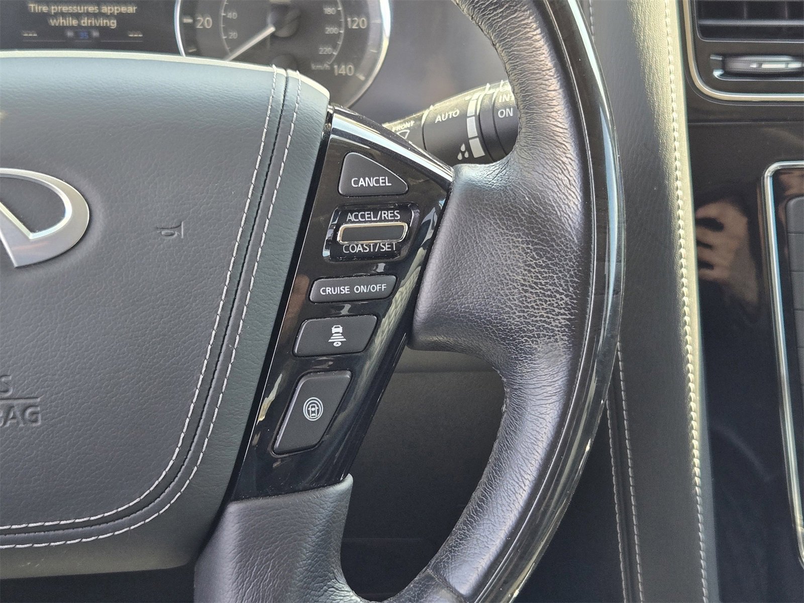 Used 2020 INFINITI QX80 Luxe w/ Sensory Package image 26