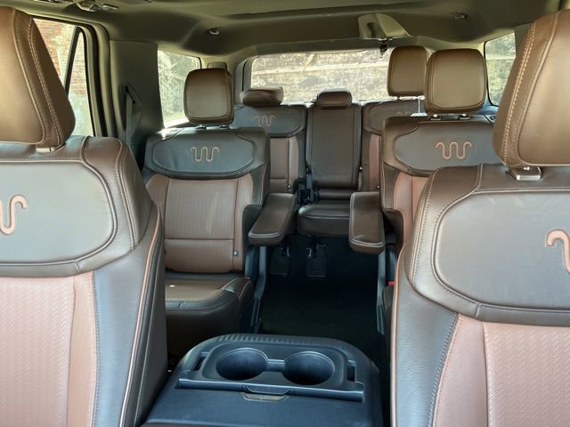 Used 2025 Ford Expedition King Ranch image 43