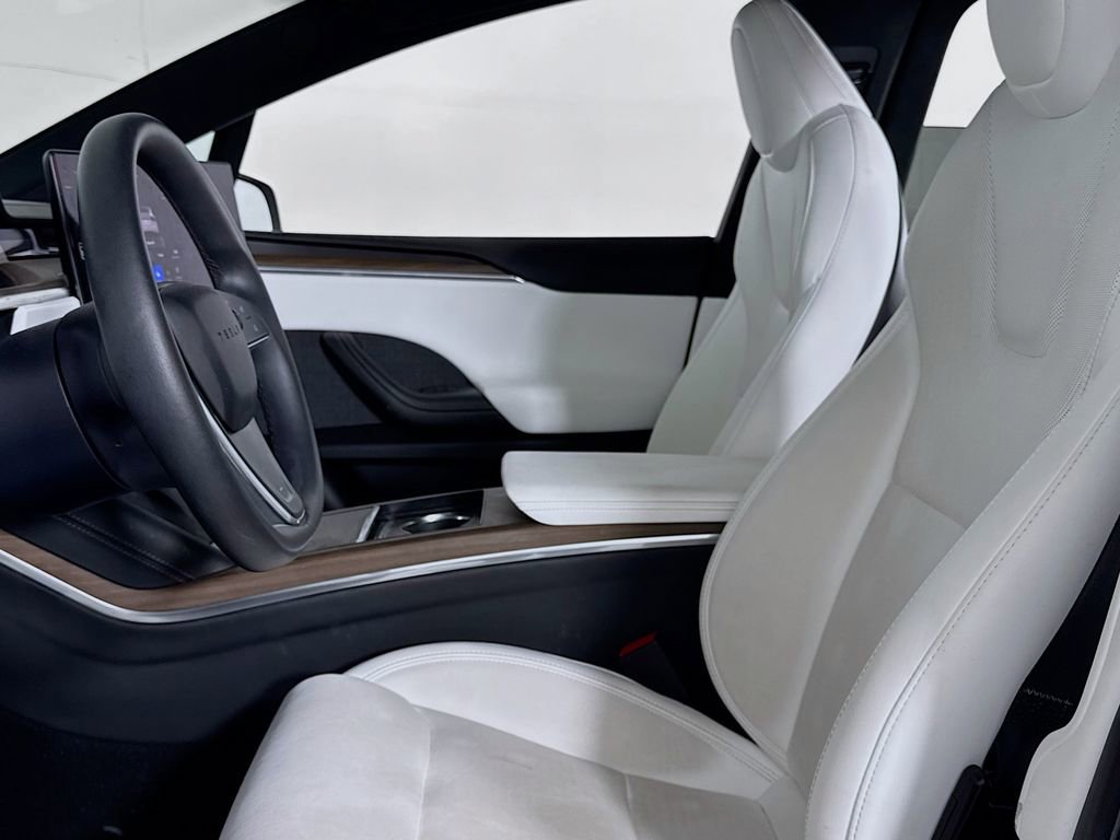 Used 2023 Tesla Model X AWD/4WD image 10