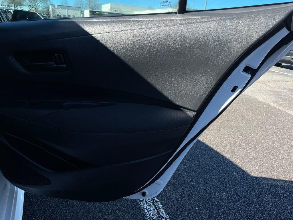 Used 2024 Toyota Corolla LE image 33