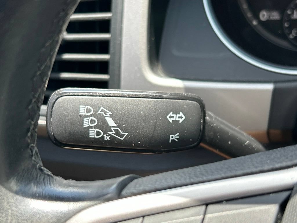 Used 2021 Volkswagen Atlas SE w/ Towing Package FWD image 27