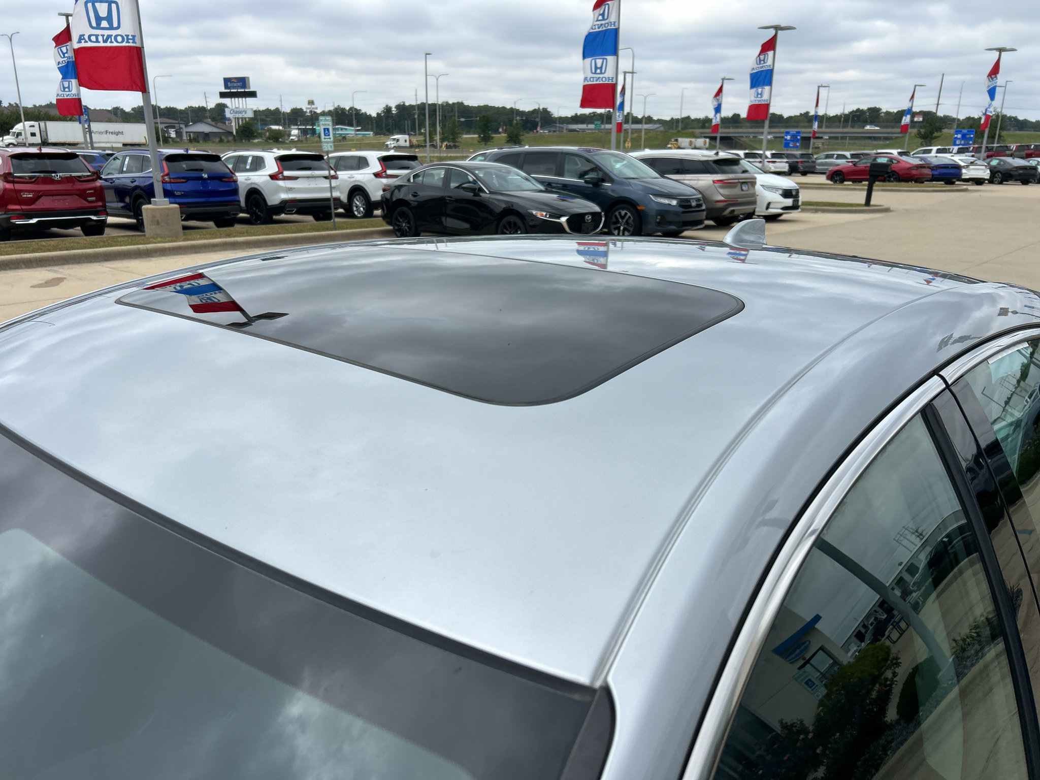 Used 2024 Honda Accord EX image 14