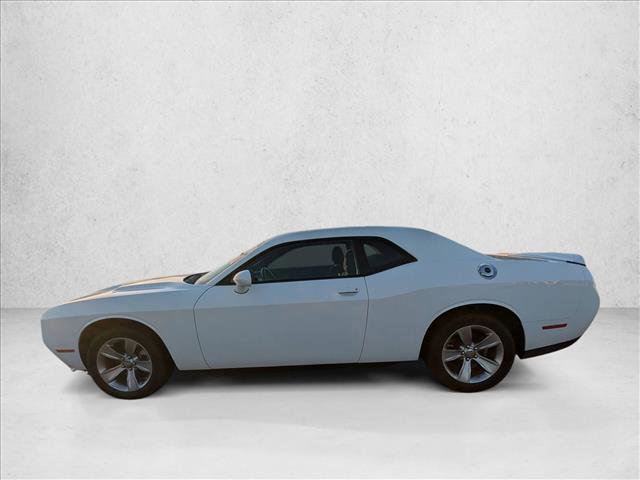Used 2022 Dodge Challenger SXT image 8