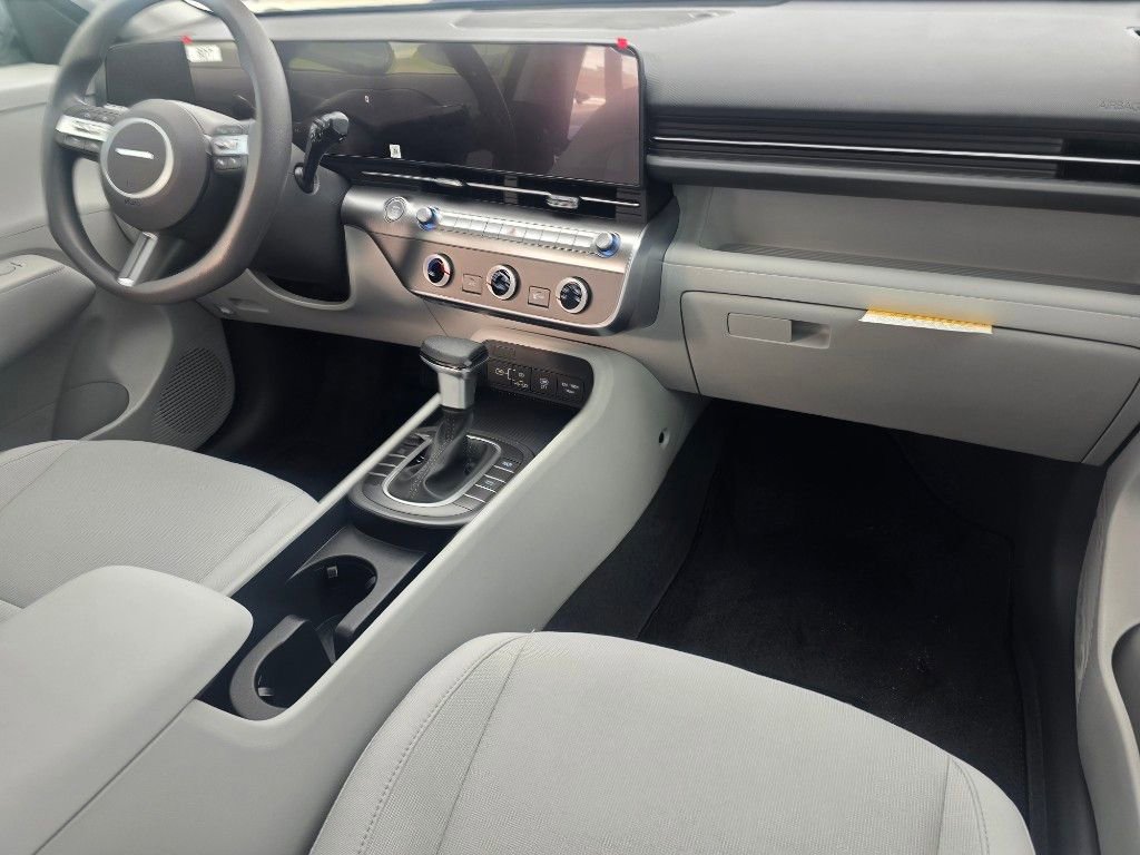 New 2026 Hyundai Kona SE image 26