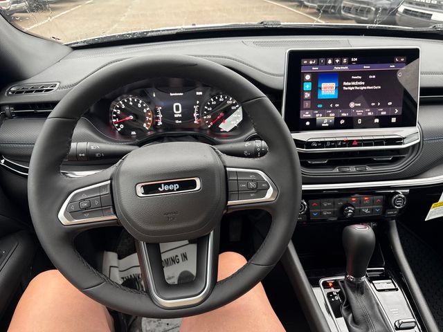 New 2026 Jeep Compass Latitude AWD/4WD image 10