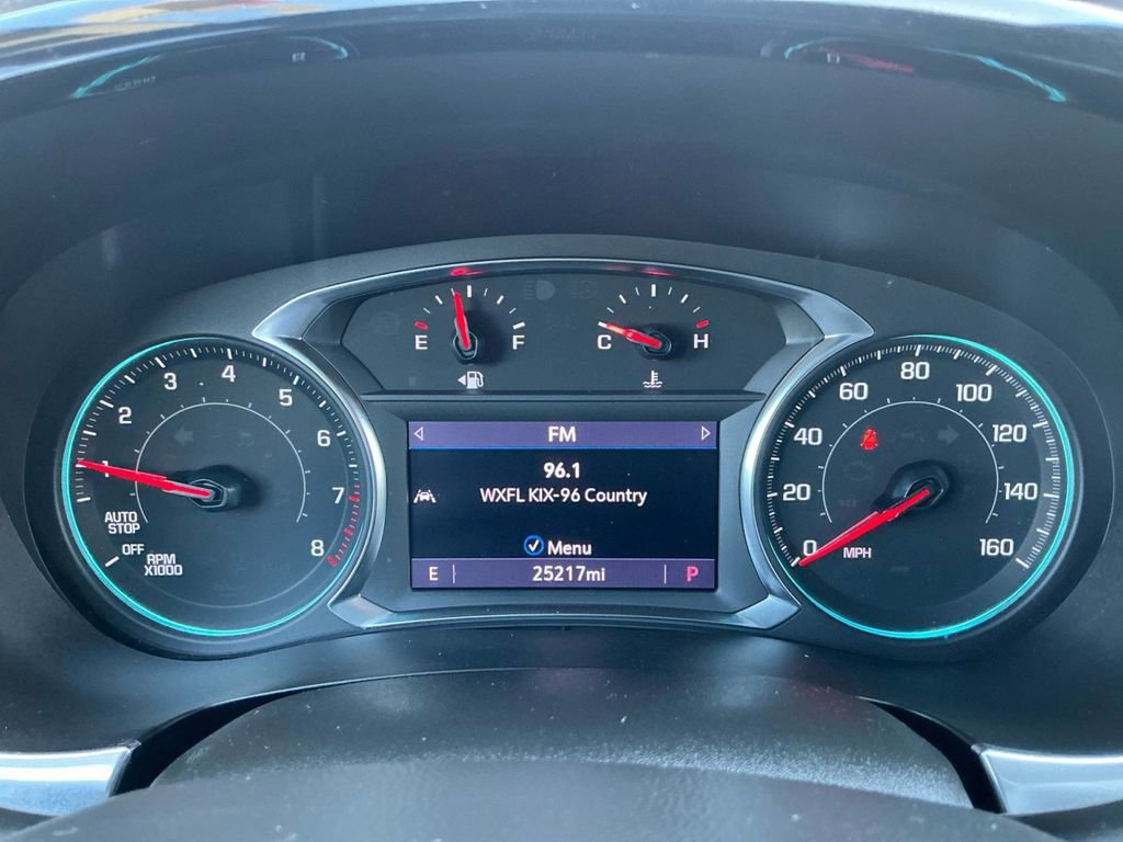 Used 2022 Chevrolet Traverse LT image 19