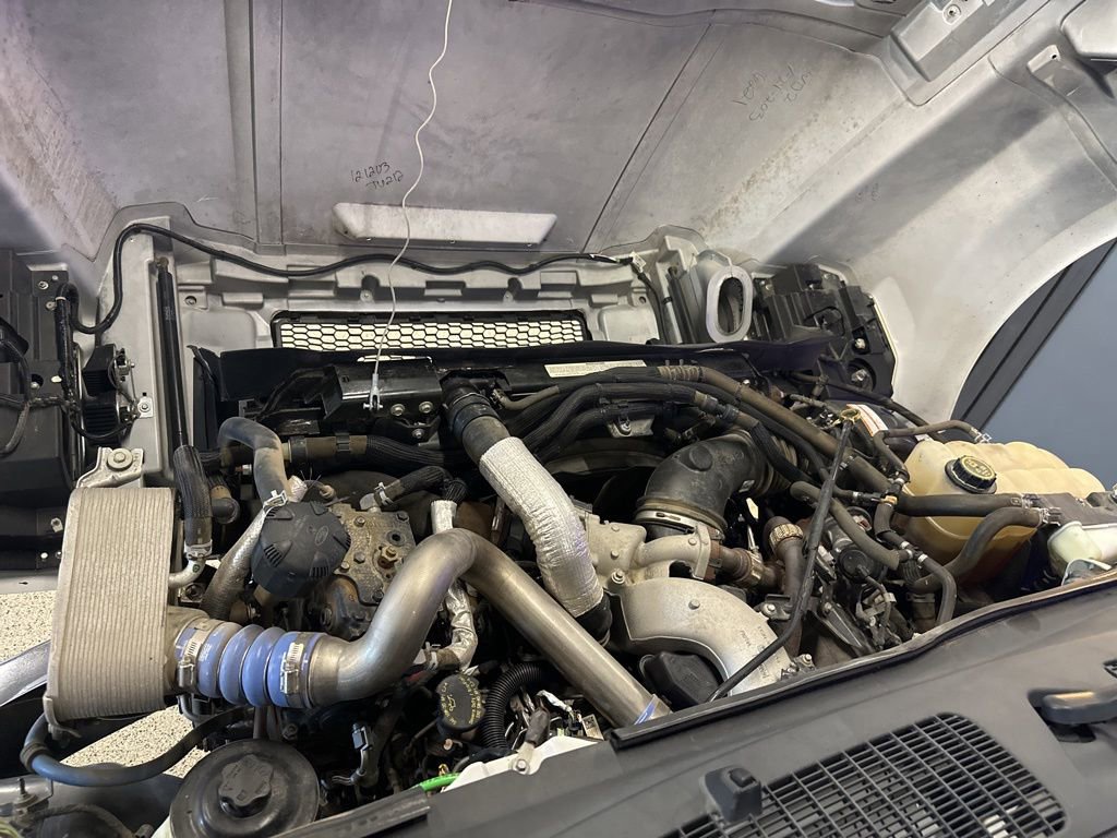 Used 2021 Ford F750 2WD Regular Cab Super Duty image 21