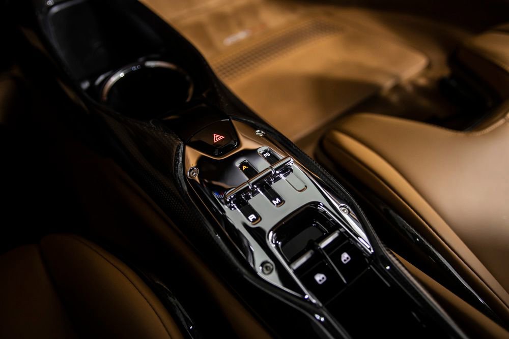 Used 2024 Ferrari 296 GTB RWD image 32