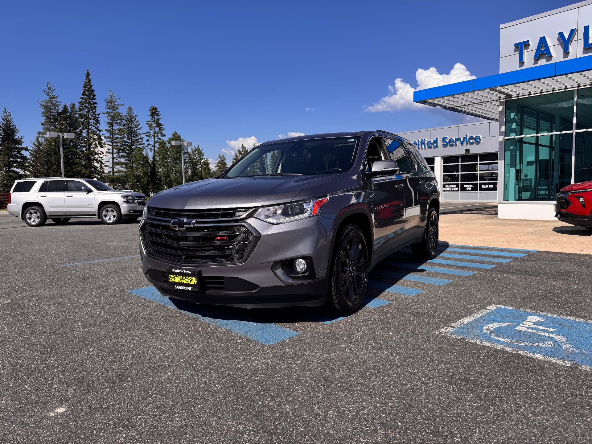 Used 2020 Chevrolet Traverse RS AWD/4WD image 3