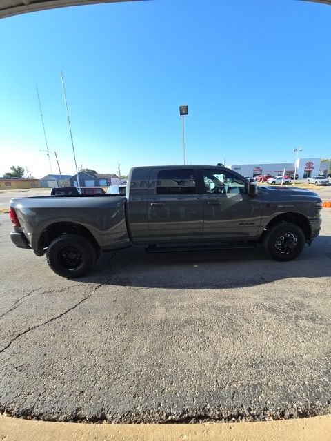 New 2027 RAM 3500 Laramie AWD/4WD image 5