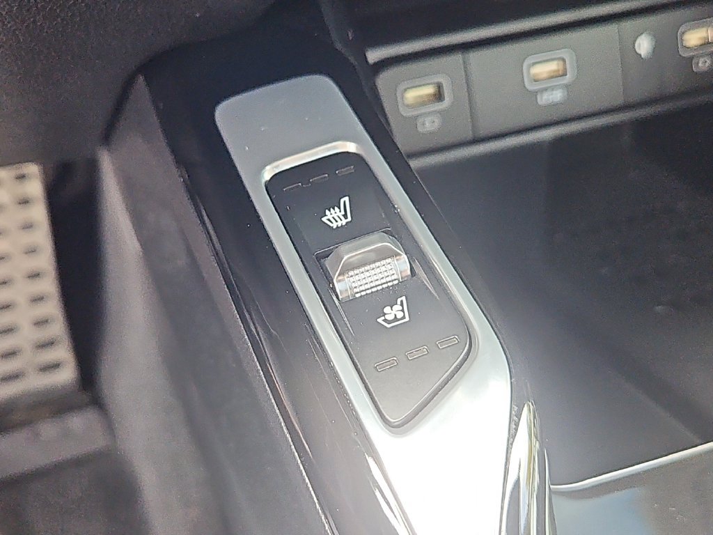 Certified 2022 Kia Sorento SX Prestige AWD/4WD image 20