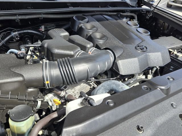 Used 2017 Toyota 4Runner SR5 Premium RWD image 17