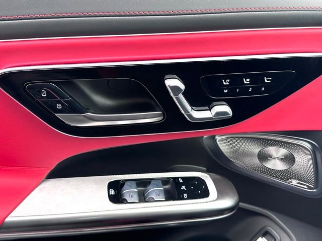 Used 2025 Mercedes-Benz CLE 53 AMG 4MATIC Cabriolet image 22