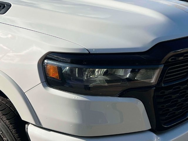 Used 2025 RAM 1500 Big Horn AWD/4WD image 9