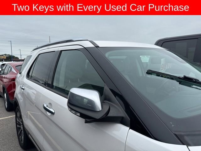 Used 2017 Ford Explorer Platinum AWD/4WD image 5