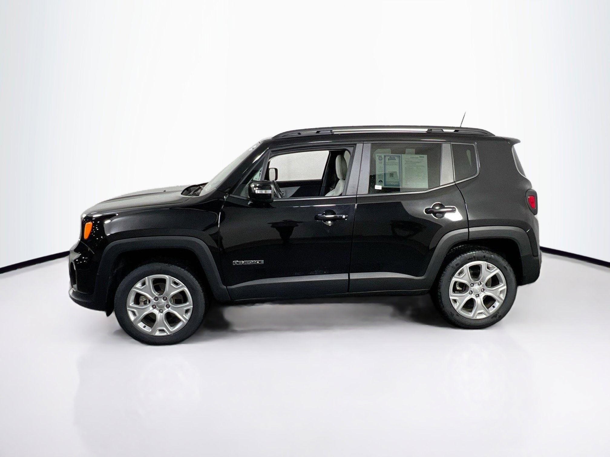 Used 2022 Jeep Renegade Limited AWD/4WD image 8