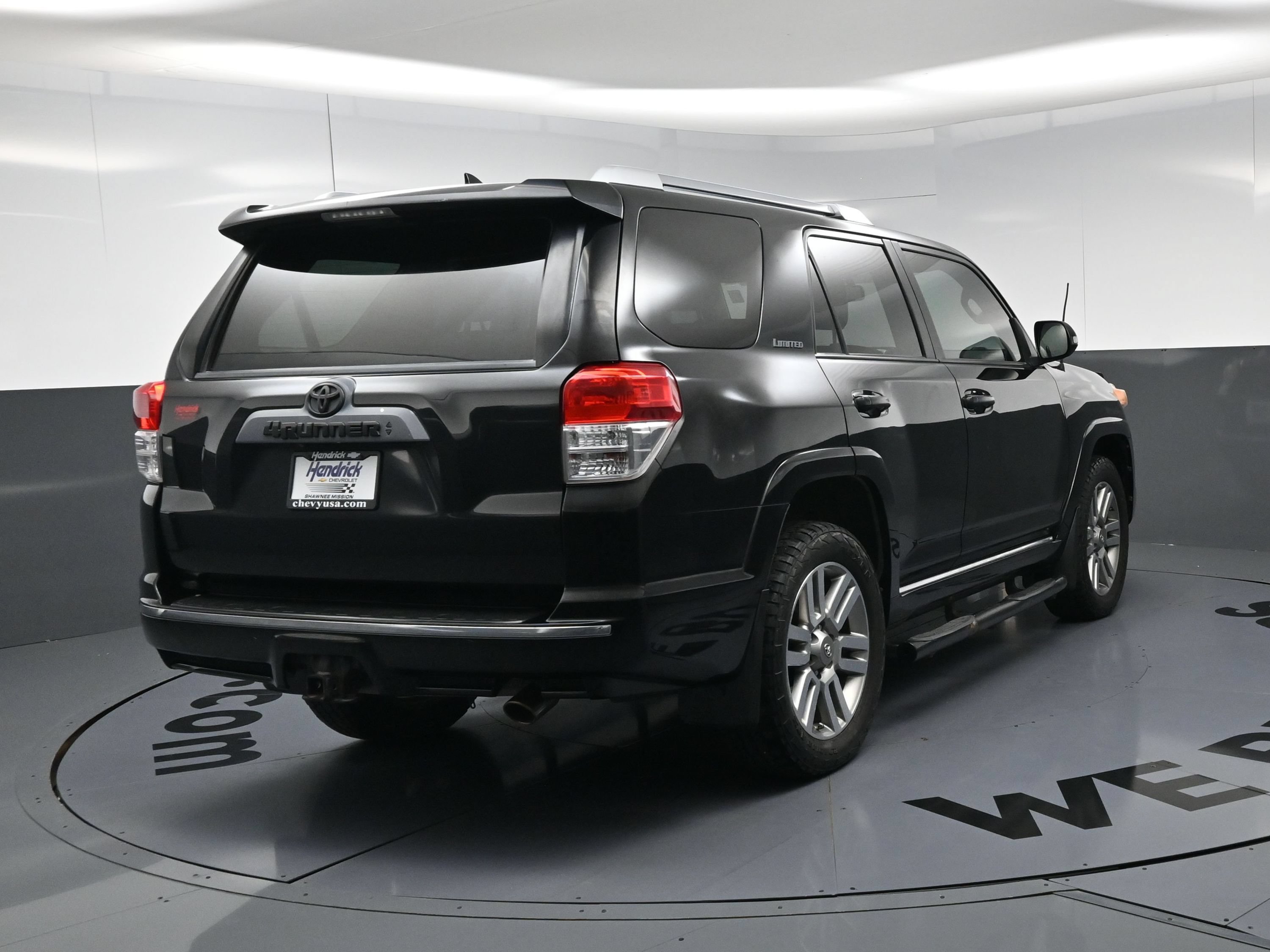 Used 2012 Toyota 4Runner Limited AWD/4WD image 9