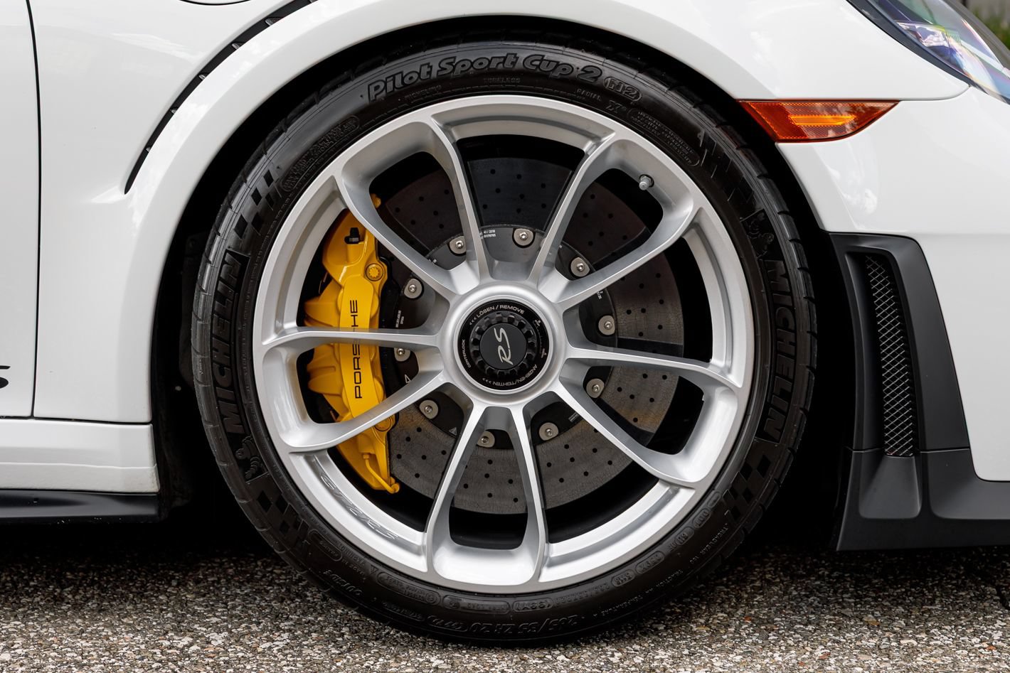 Used 2018 Porsche 911 GT2 RS w/ Weissach Package RWD image 7