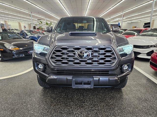 Used 2023 Toyota Tacoma TRD Sport AWD/4WD image 2