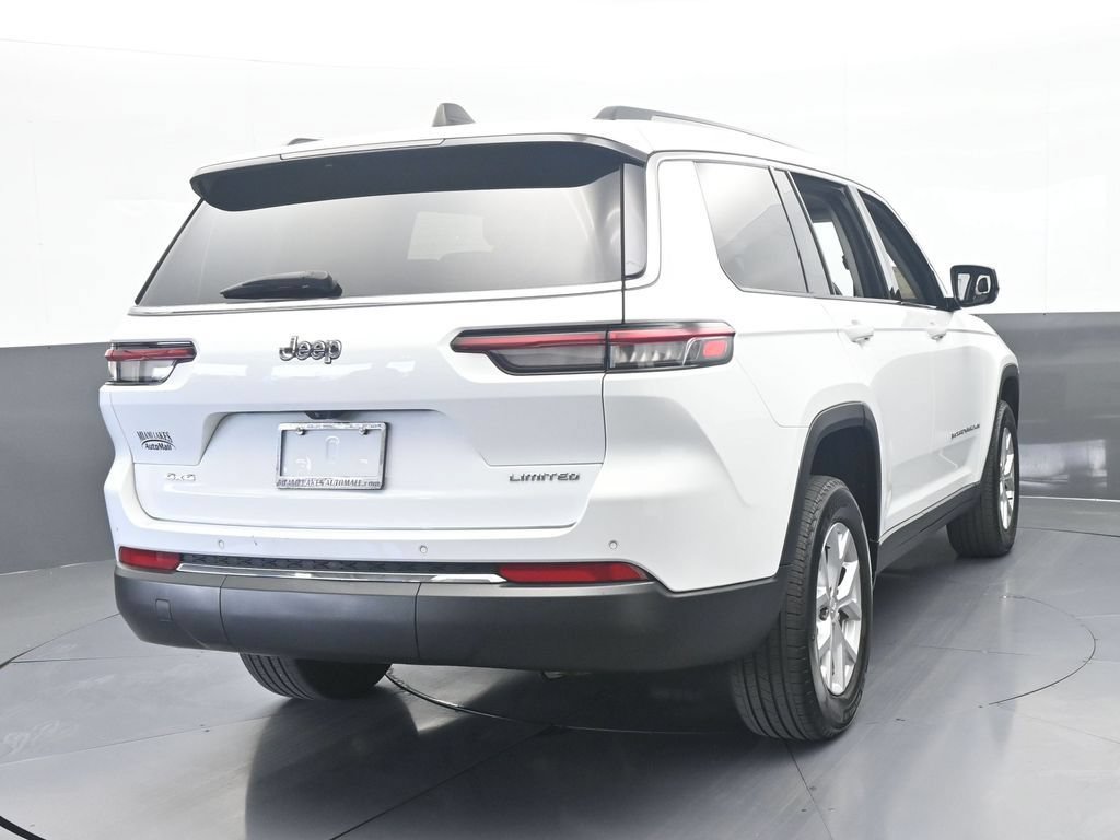 Used 2023 Jeep Grand Cherokee L Limited AWD/4WD image 5